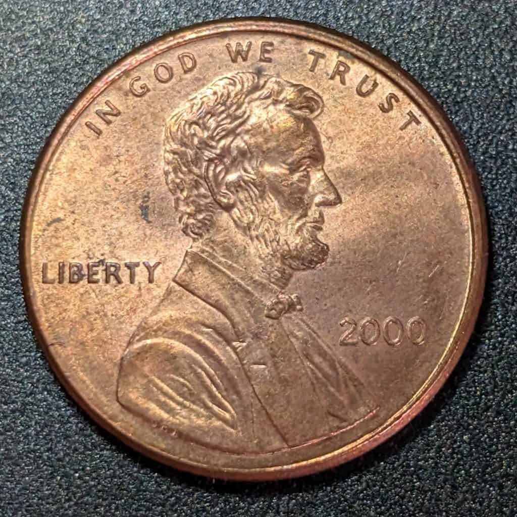Obverse of a 2000 Lincoln cent with normal circulation wear